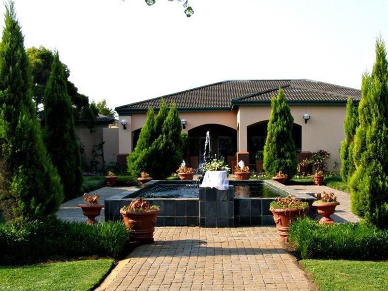Bon Hotel Empangeni Exterior photo